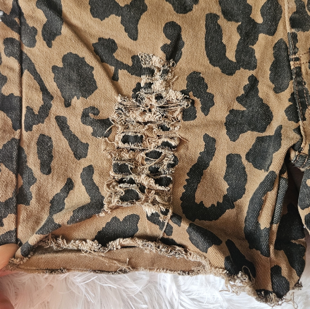 Leopard Print Kids Overalls - Picture 3 of 7